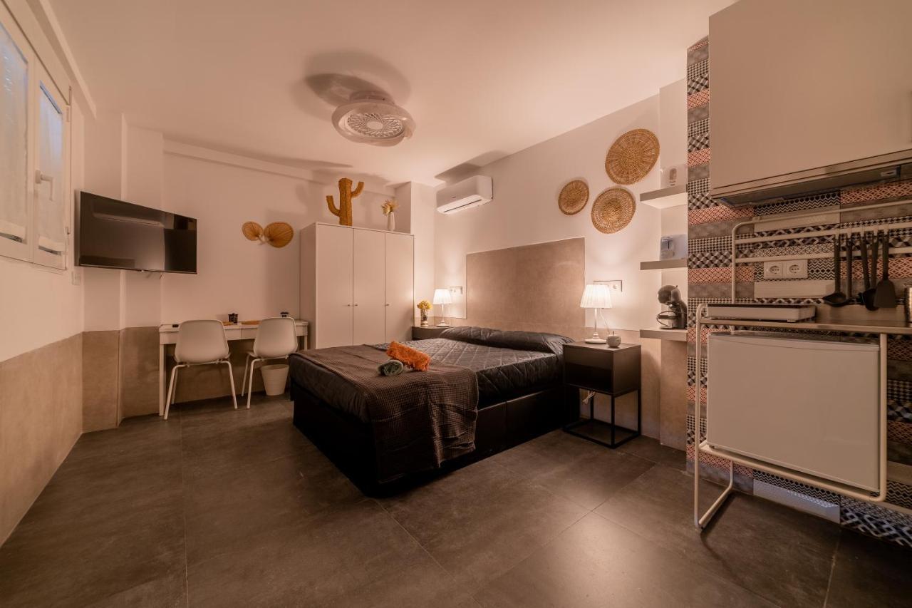 Aptuvalencia-F&B Sol Sl Екстер'єр фото