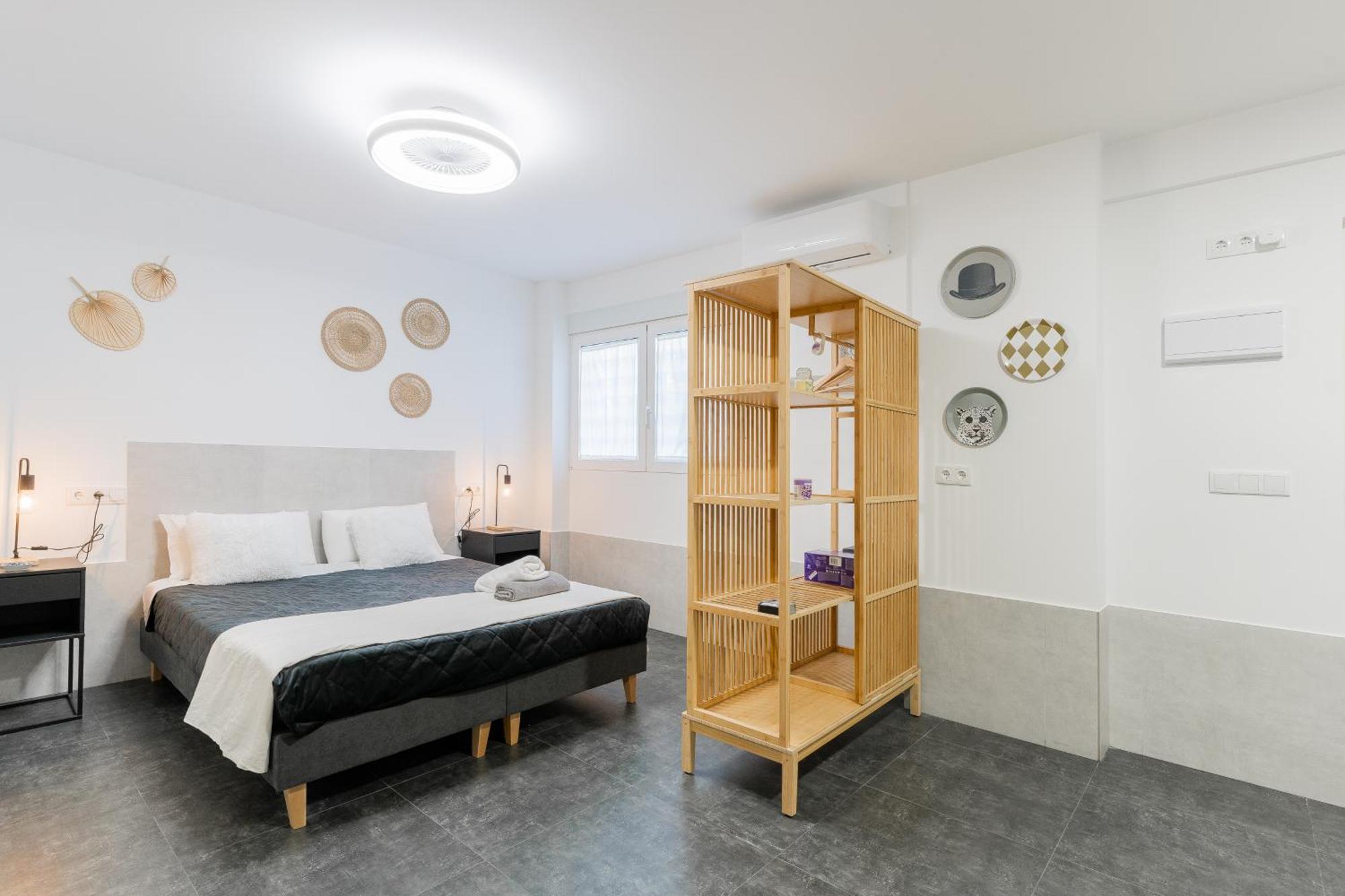 Aptuvalencia-F&B Sol Sl Екстер'єр фото